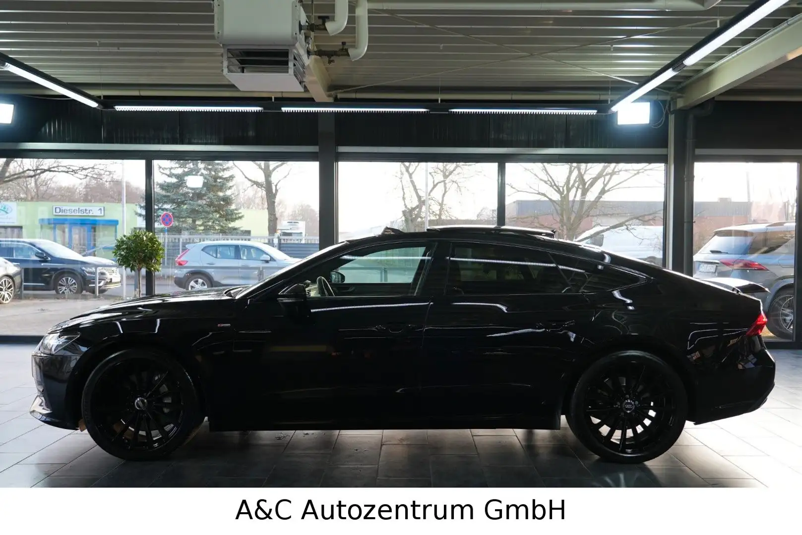 Audi A7 Sportback 55 TFSI Quattro S-Line Schwarz - 2