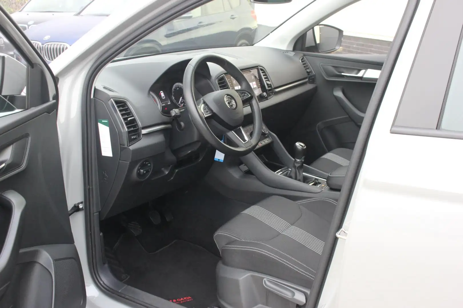 Skoda Karoq 1.0 TSI Amtition | Sportline stoelen | Grijs - 2