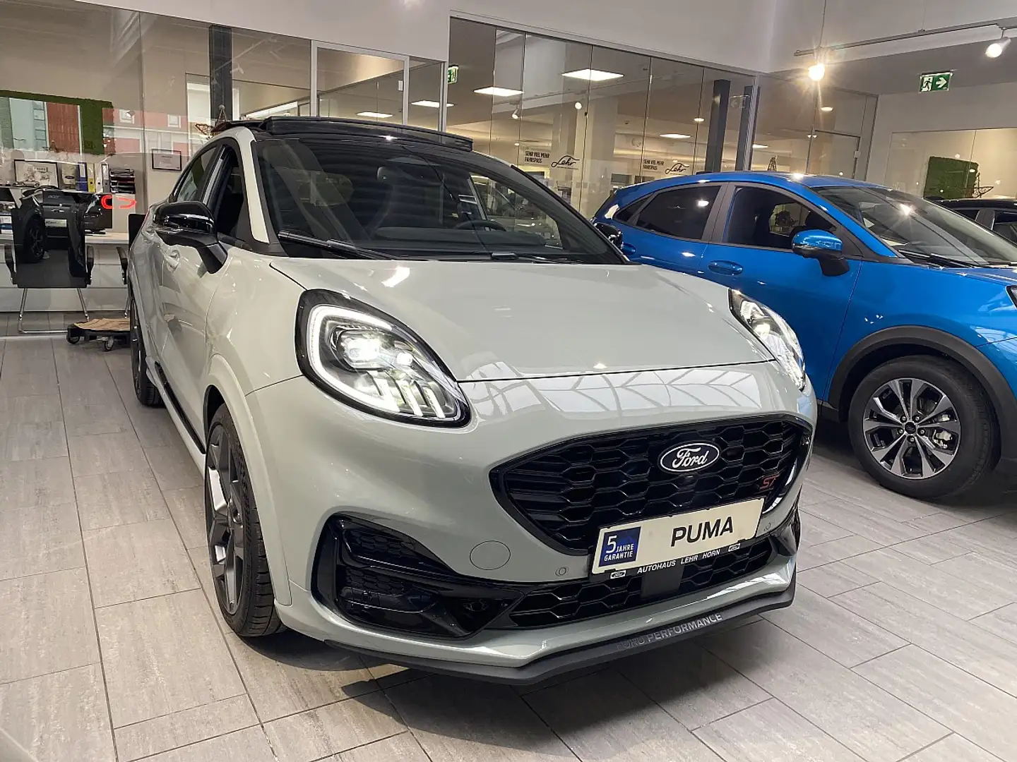 Ford Puma 1,0 EcoBoost Hybrid ST Aut. Grau - 1