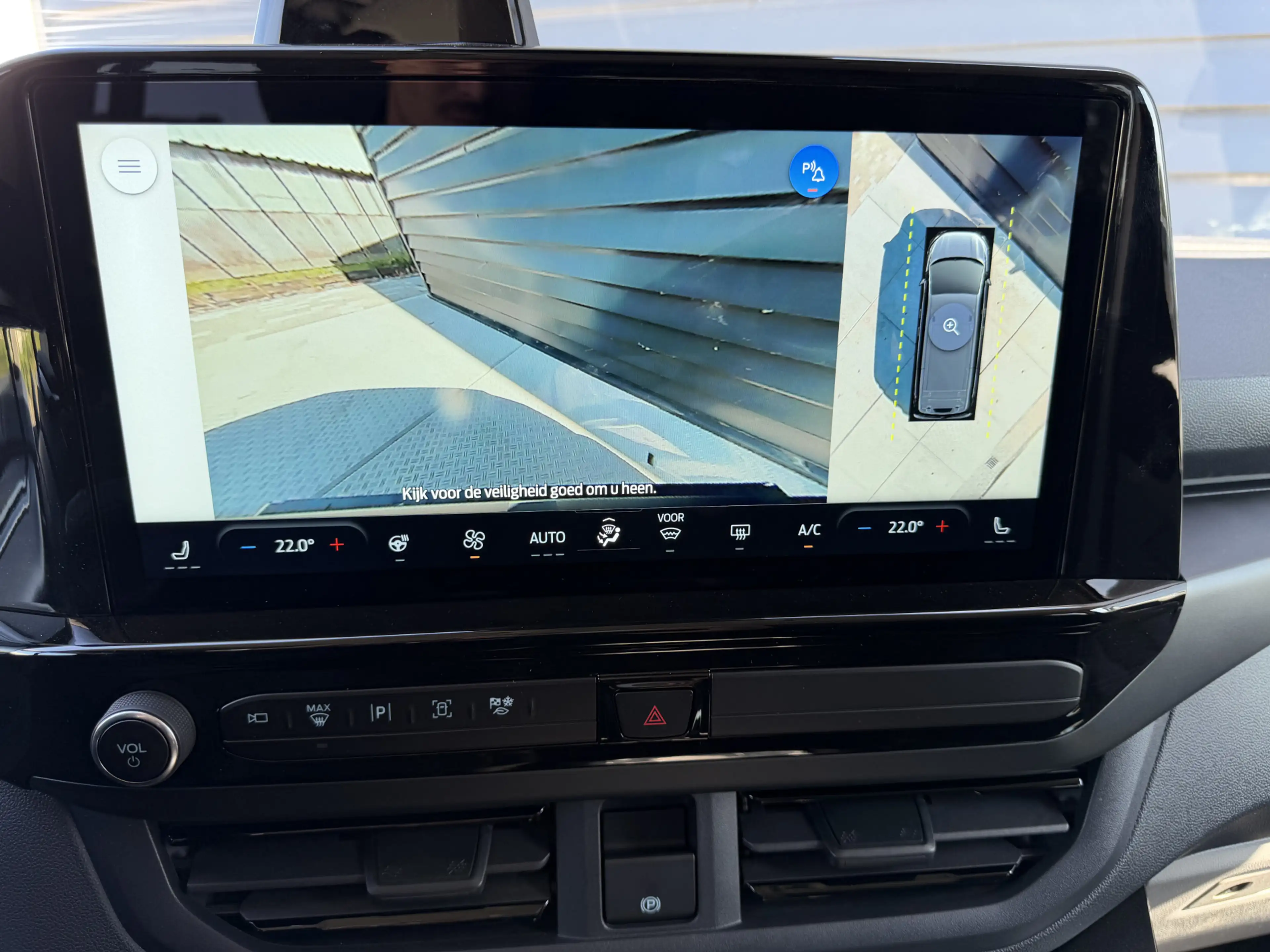Ford E-Transit Cust. 320 L2H1 Sport 71 kWh DC | 360 Camera | 230v — photo 13