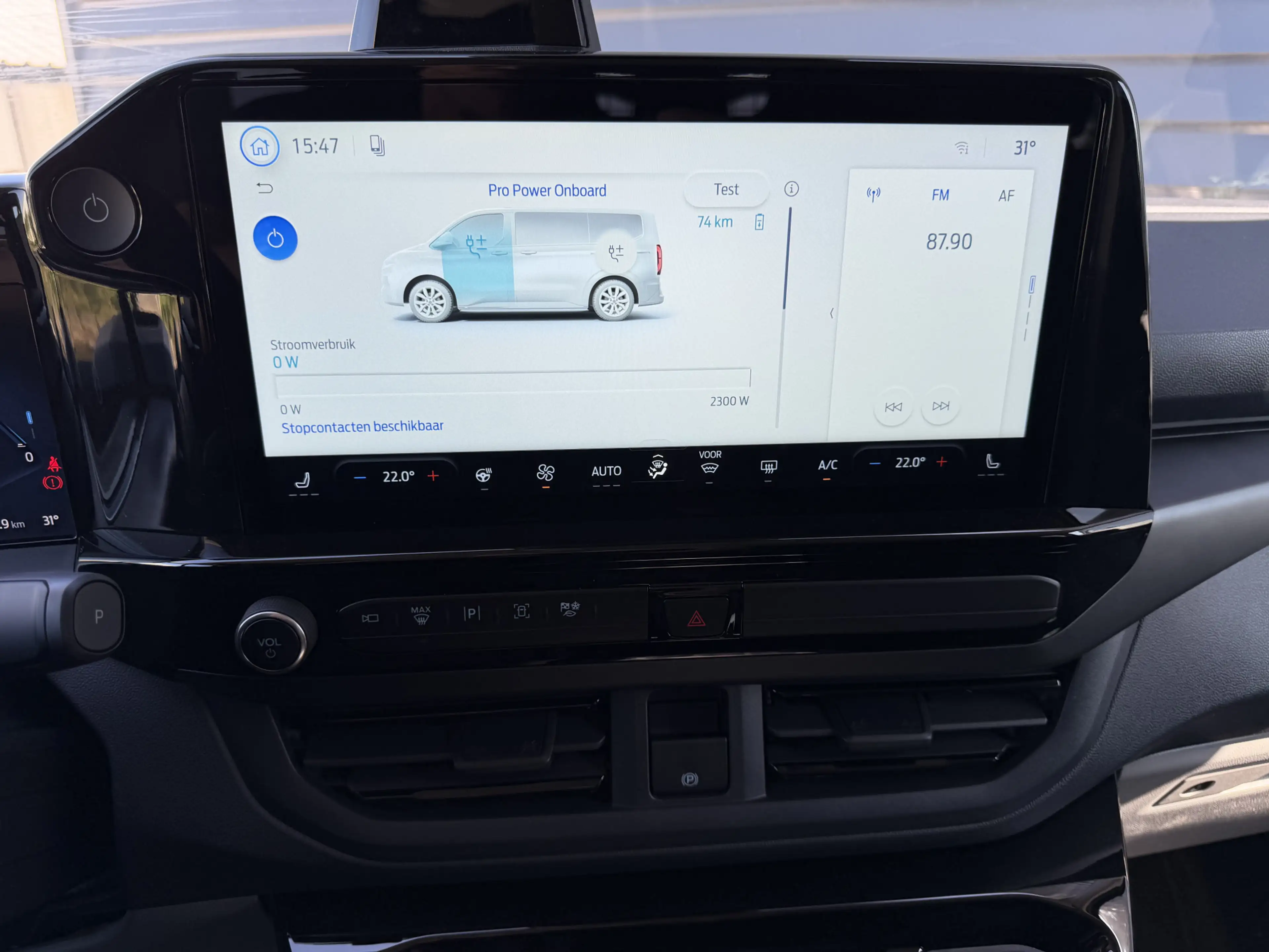 Ford E-Transit Cust. 320 L2H1 Sport 71 kWh DC | 360 Camera | 230v — photo 12