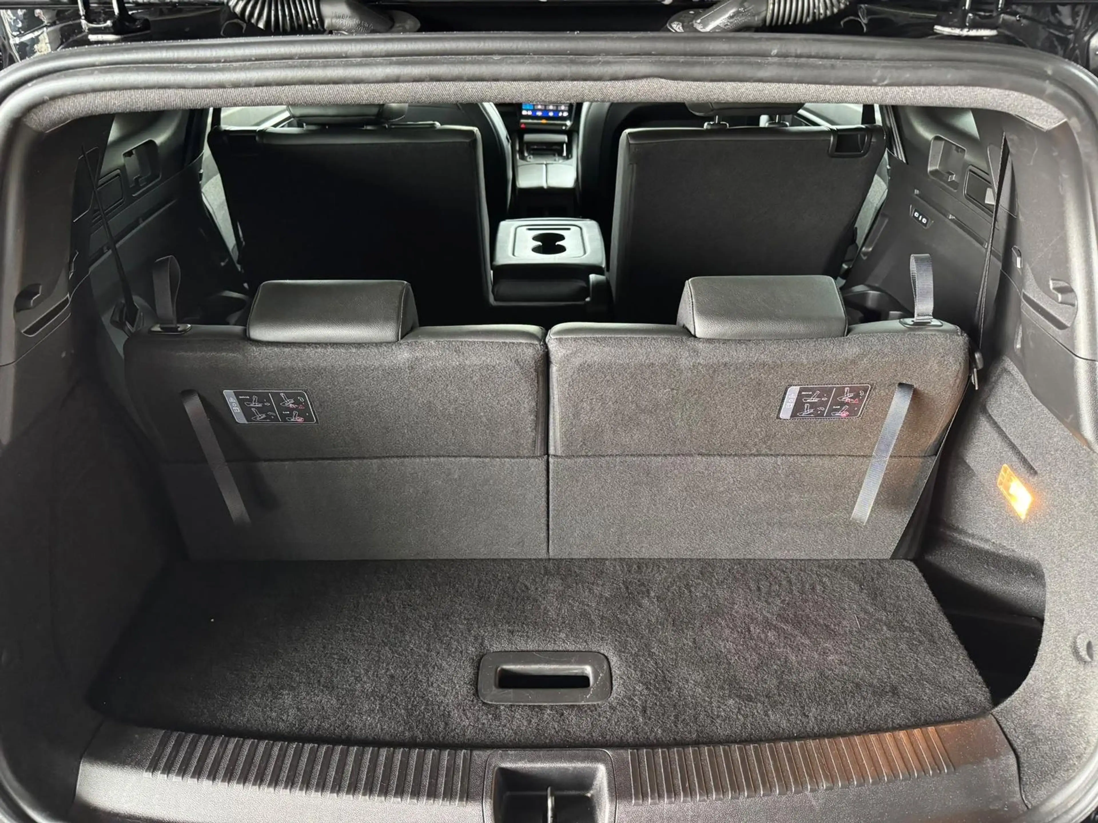 Renault Espace 1.2 Techno E-Tech Hybrid 7 Sitze / Panoramadach / — photo 9