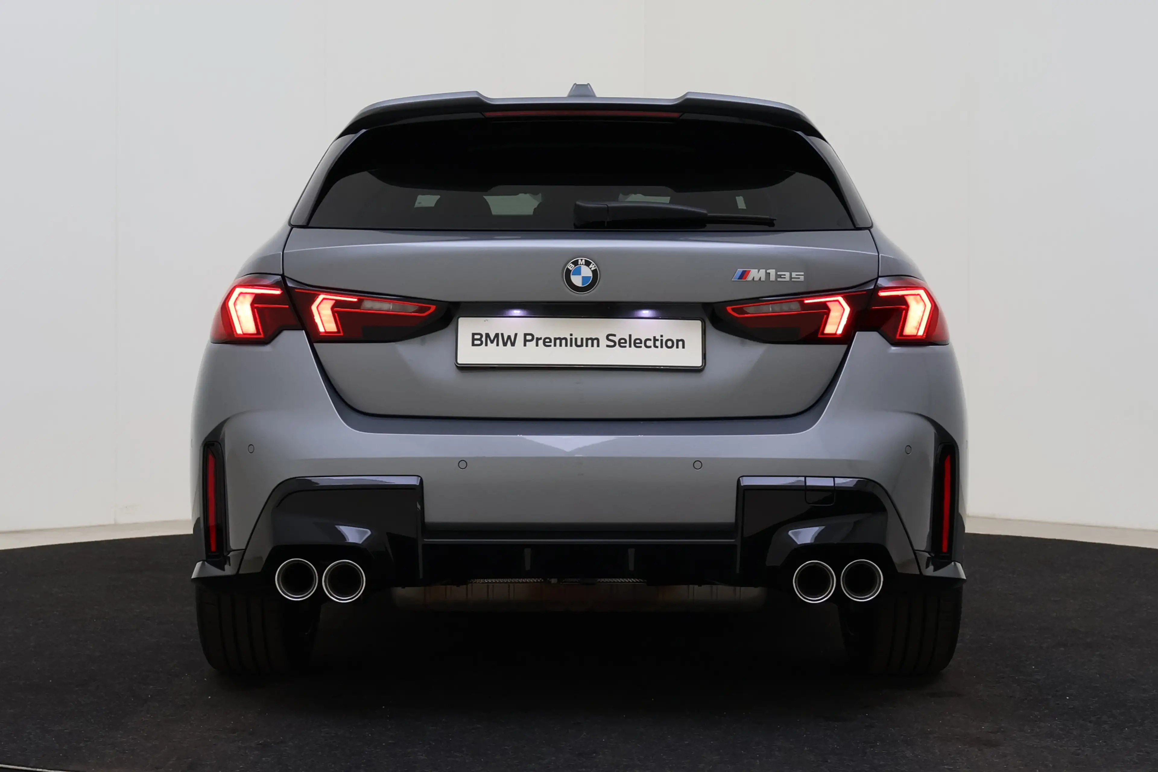 BMW 135 1 Serie M135 xDrive High Executive Automaat / Trek — photo 5