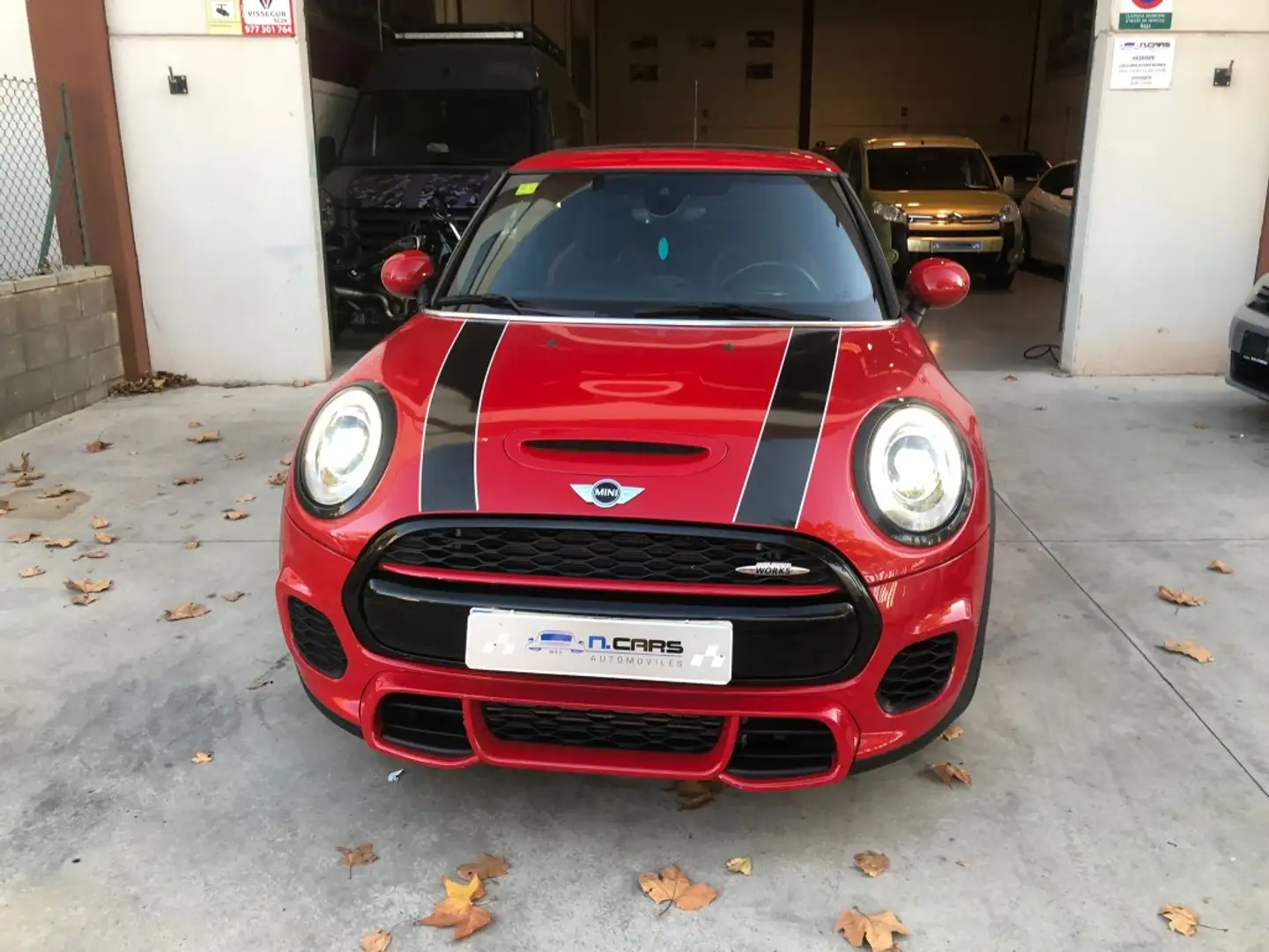 MINI John Cooper Works Rojo - 1