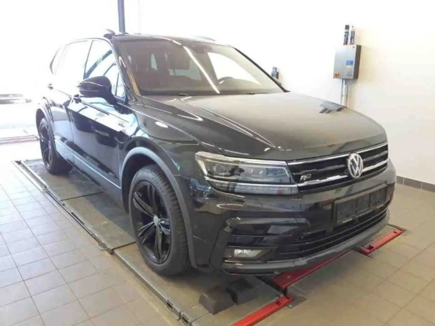 Volkswagen Tiguan Allspace 2.0TDI 4M R-LINE 5JG+AHK+PANO+19 Schwarz - 2