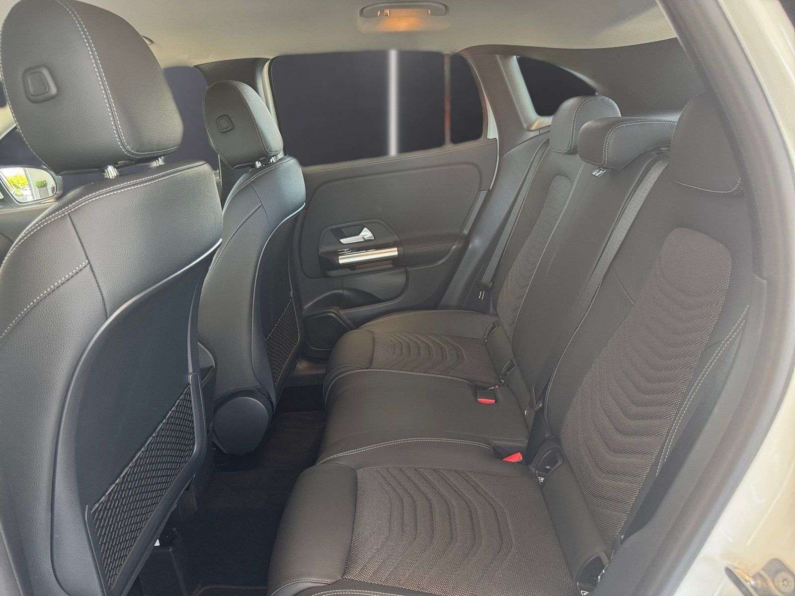 Mercedes-Benz GLA 180