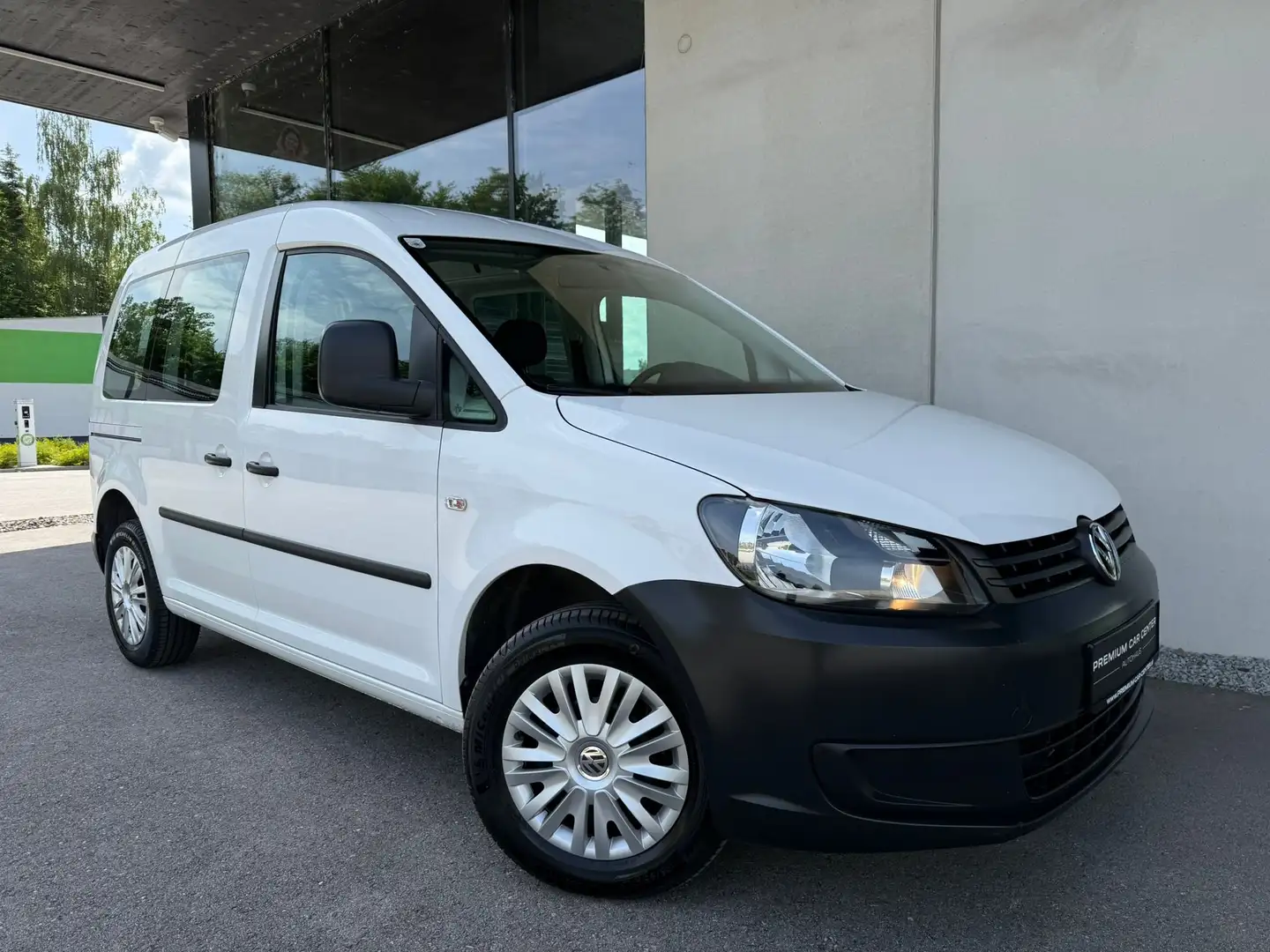 Volkswagen Caddy 1,6 TDI DPF Startline Bianco - 1
