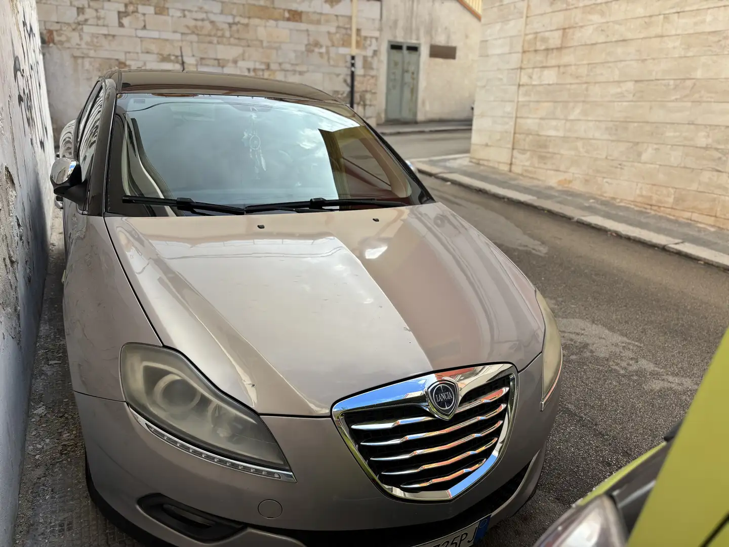 Lancia Delta 1.6 mjt 120cv - 1
