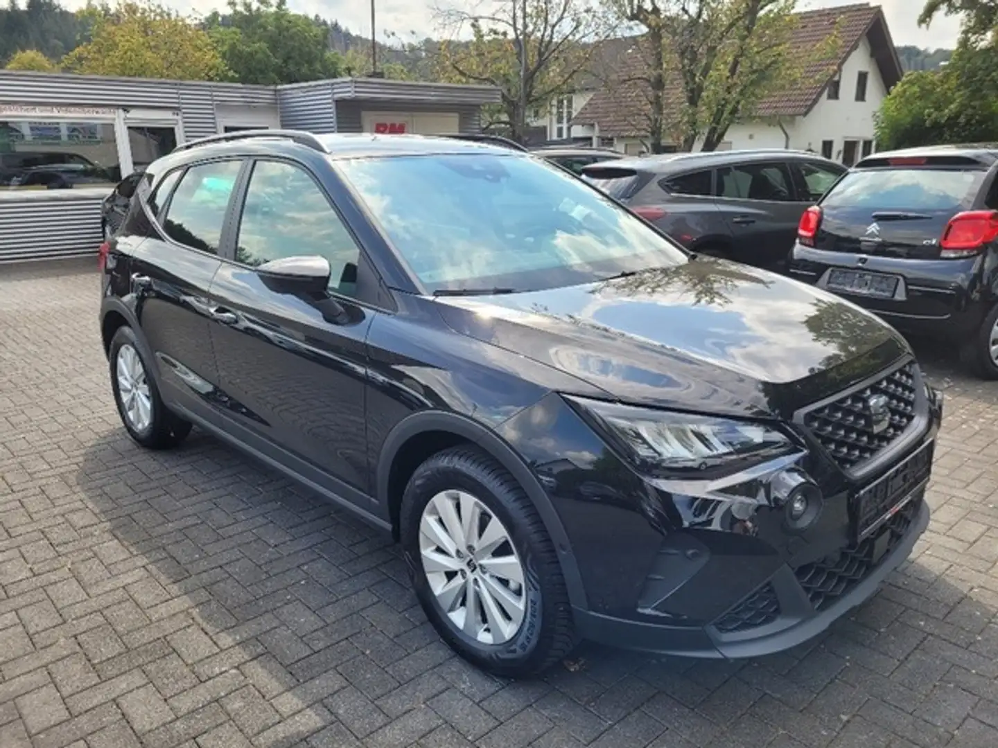 SEAT Arona STYLE Schwarz - 1