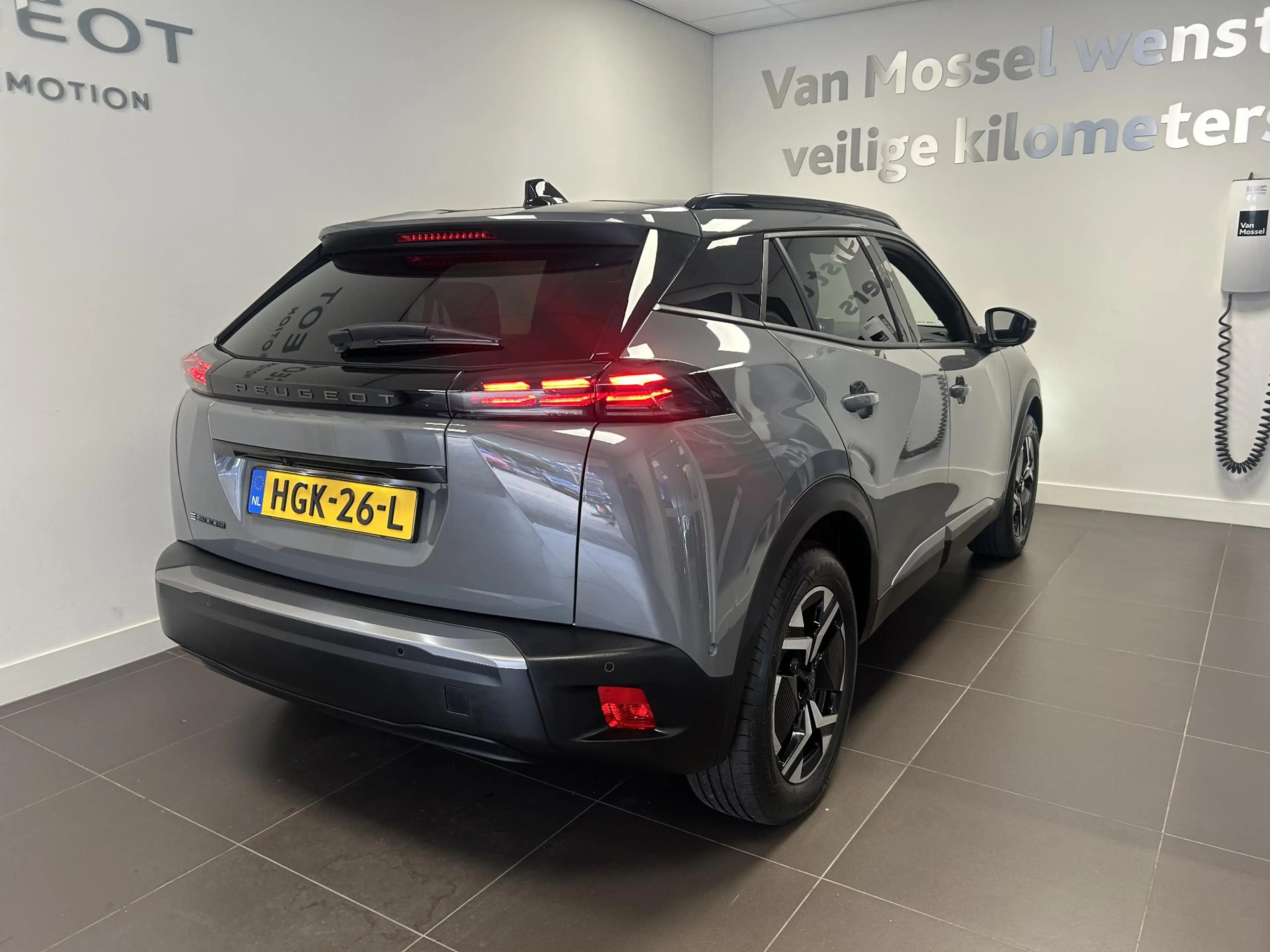 Peugeot e-2008 EV Allure Avantage 54 kWh | Camera | Cruise Contro — photo 4
