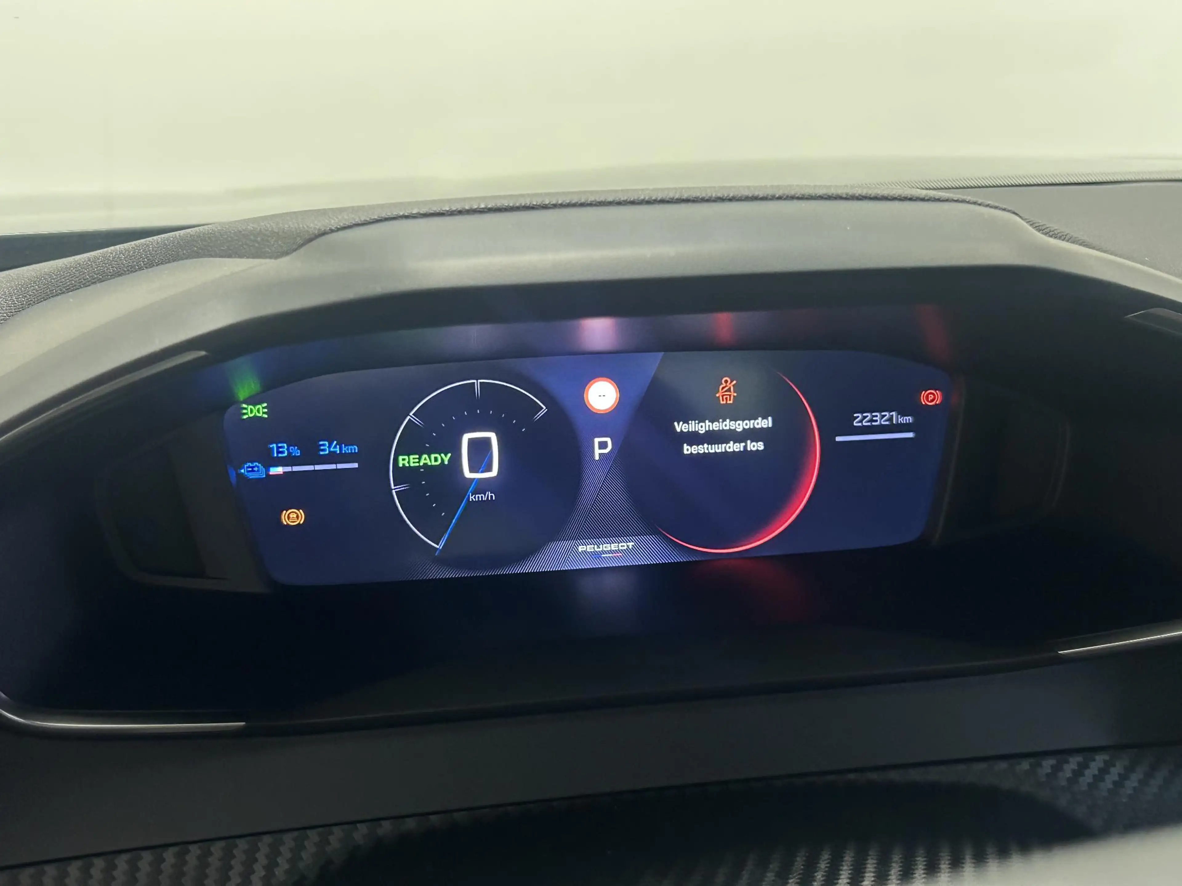 Peugeot e-2008 EV Allure Avantage 54 kWh | Camera | Cruise Contro — photo 8