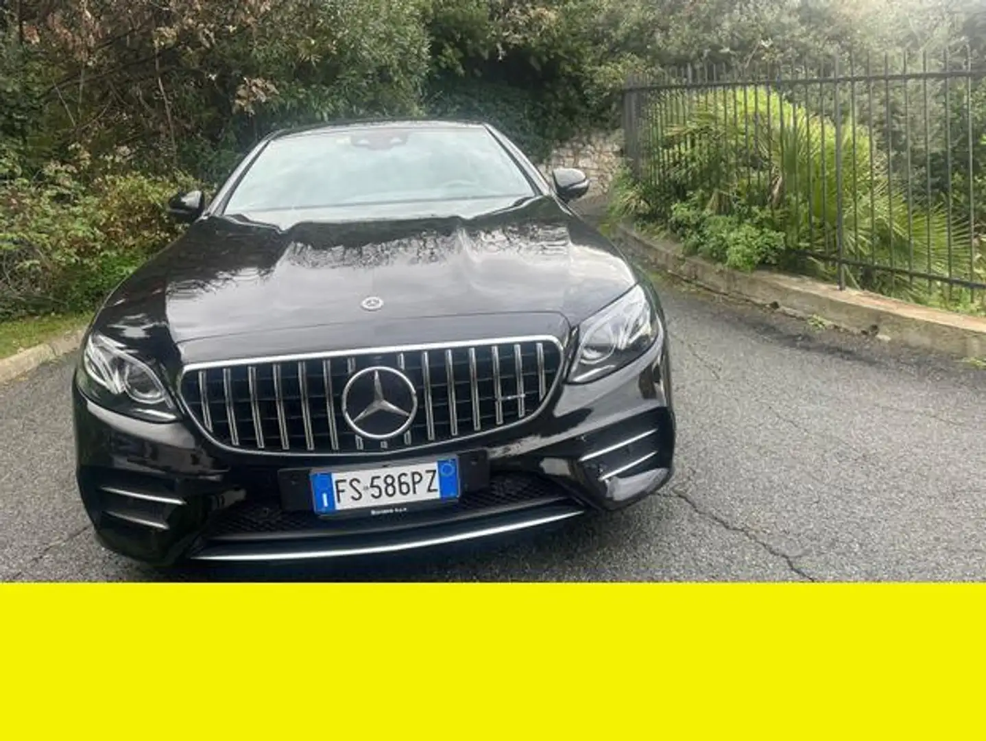 Mercedes-Benz - 2