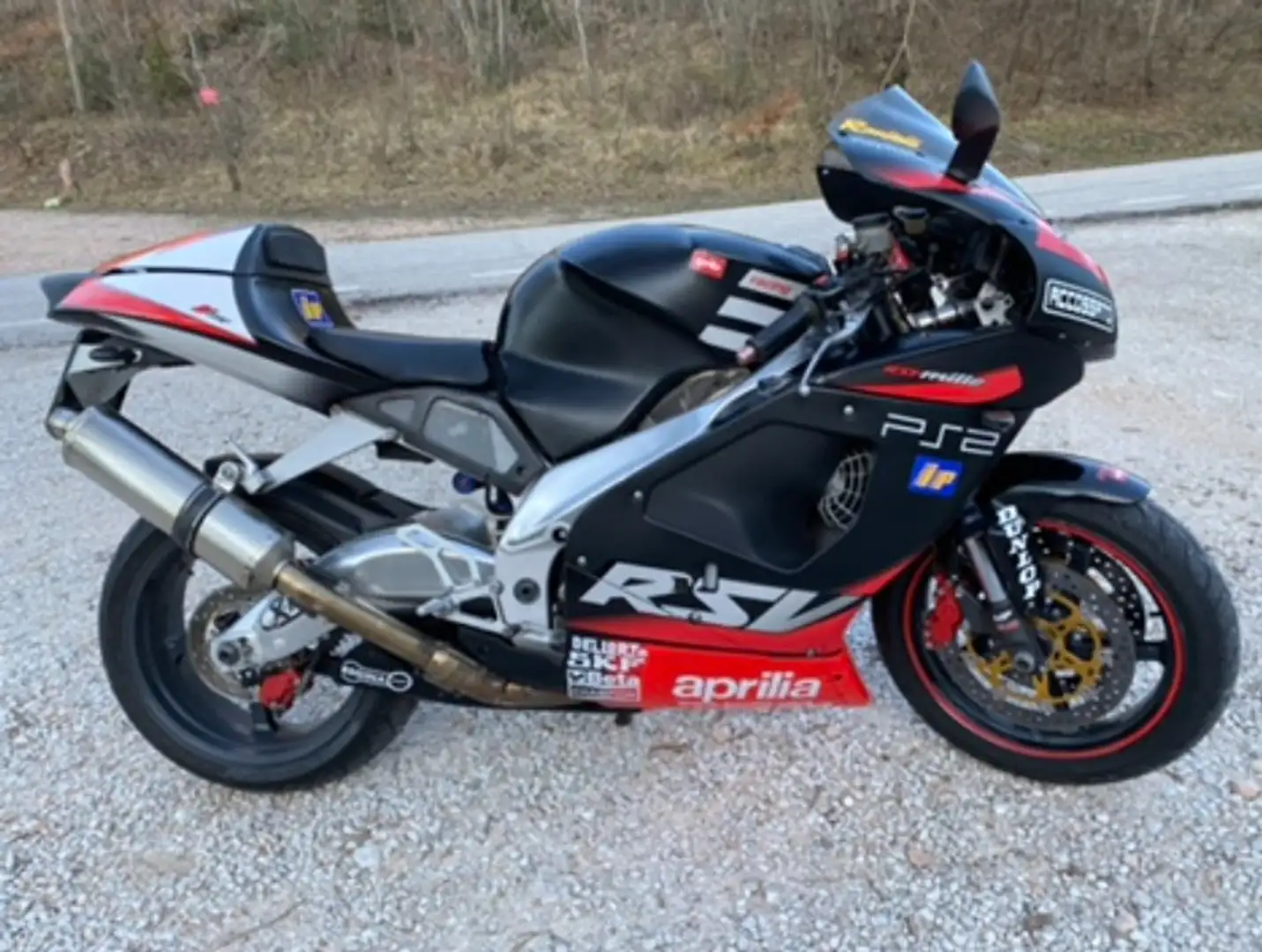 Aprilia RSV Mille - 1