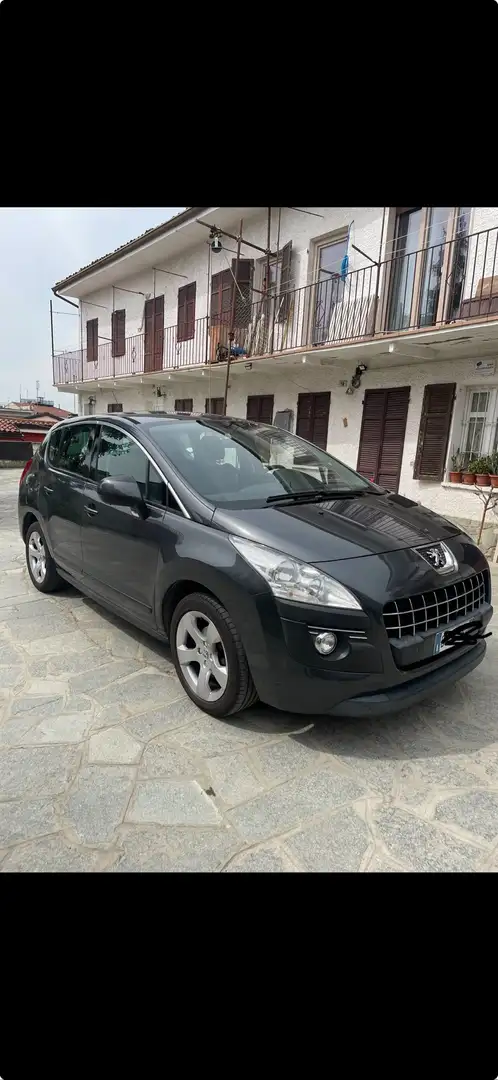 Peugeot 3008 1.6 hdi 16v Outdoor fap Šedá - 1