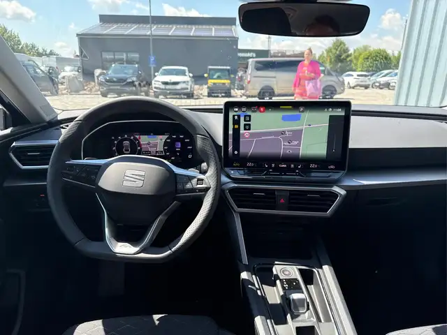 Seat Leon Leon view 5