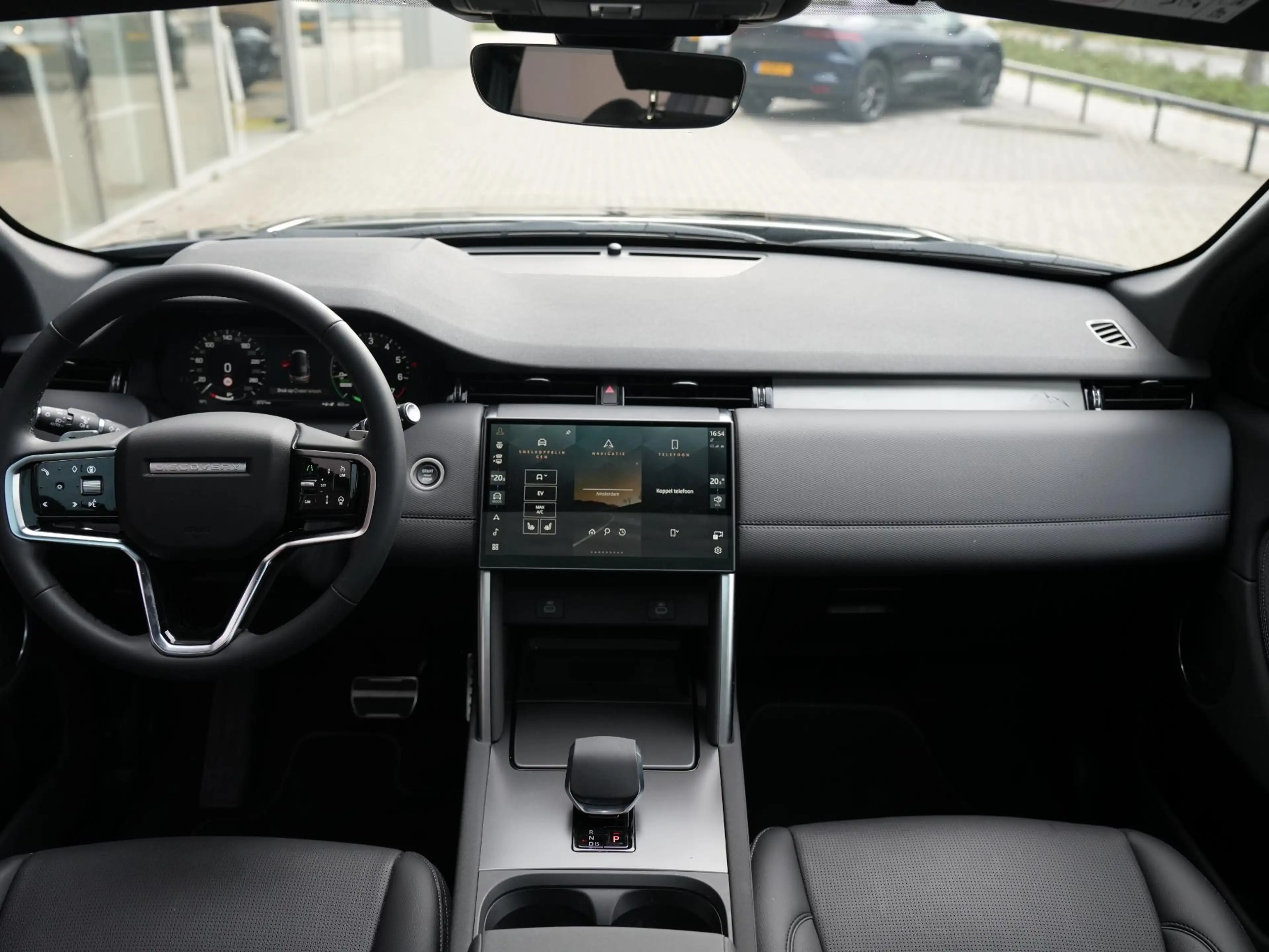 Land Rover Discovery Sport P270e PHEV Dynamic SE | Cold Climate | Black Pack — photo 20