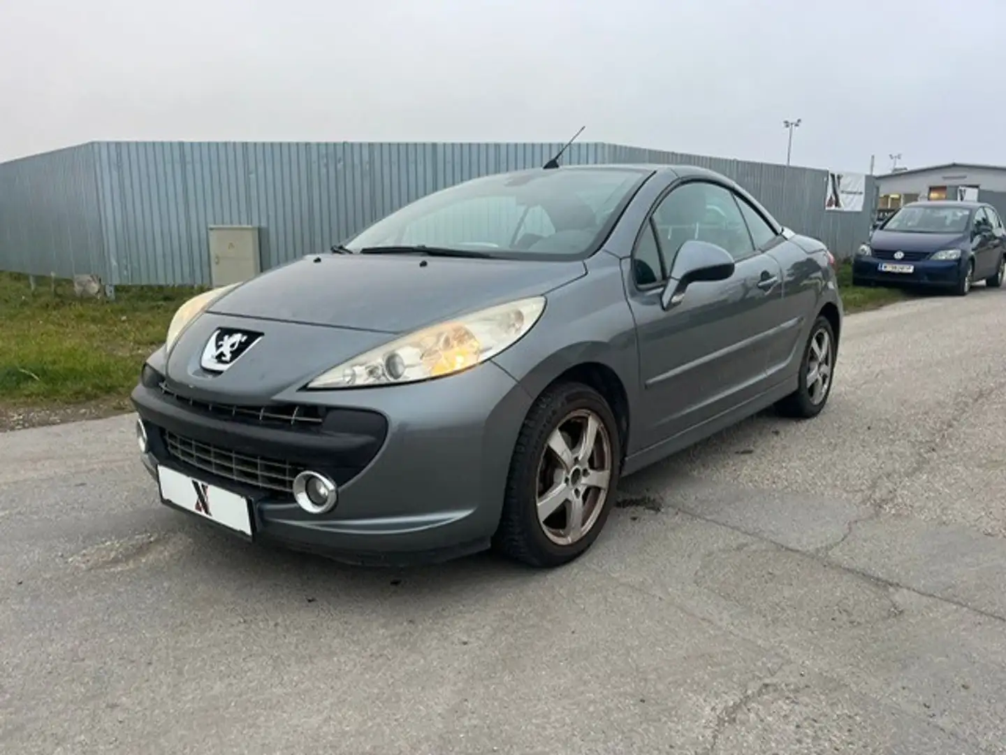 Peugeot 207 CC Active 1,6 16V/Gepflegter Zustand/ Grijs - 1