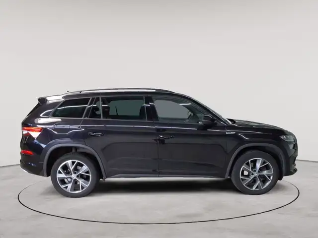Skoda Kodiaq view 3