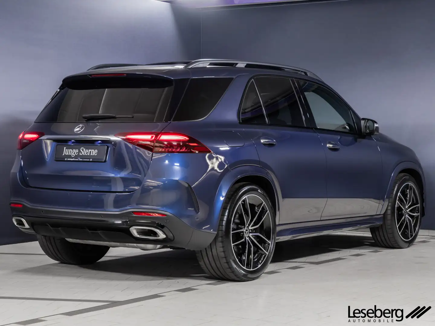 Mercedes-Benz GLE 580 GLE 580 4M AMG Multibeam/Distro/Panorama/Head-Up Blauw - 2