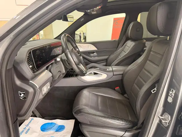 Mercedes-Benz Gle view 13