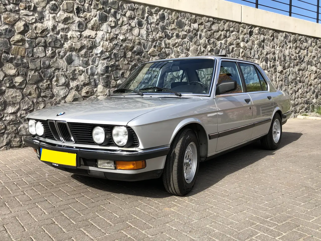 BMW 5 Series 520 1985