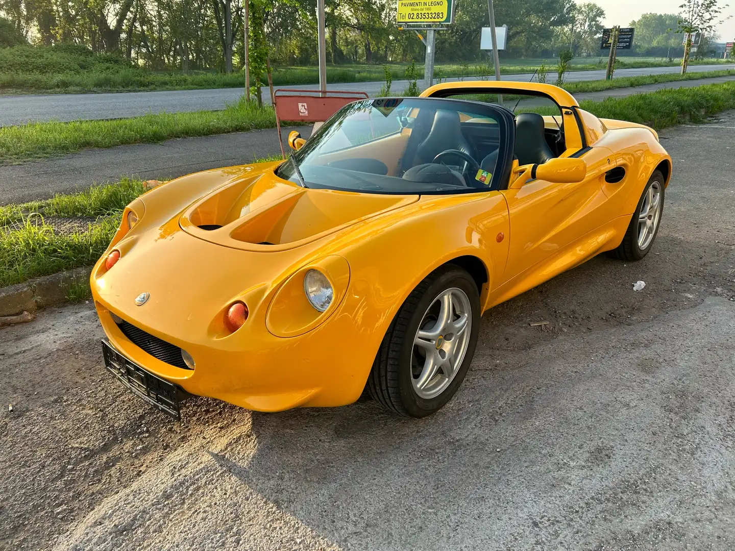 Lotus Elise S1 - MMC Yellow - 1