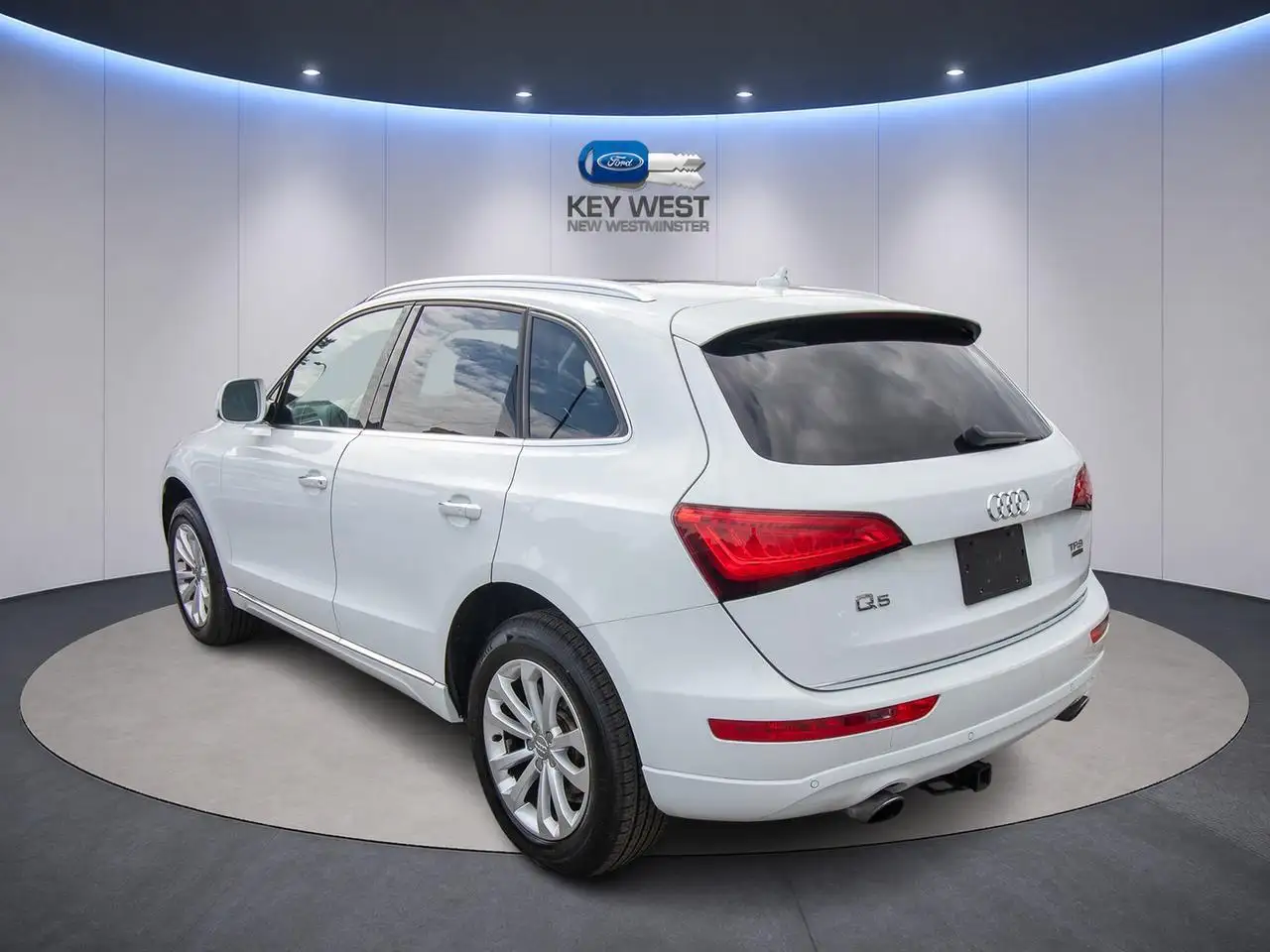 Audi Q5 снимка Audi Q5