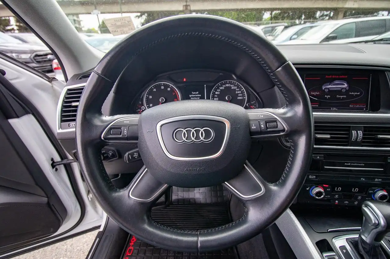 Audi Q5 снимка Audi Q5