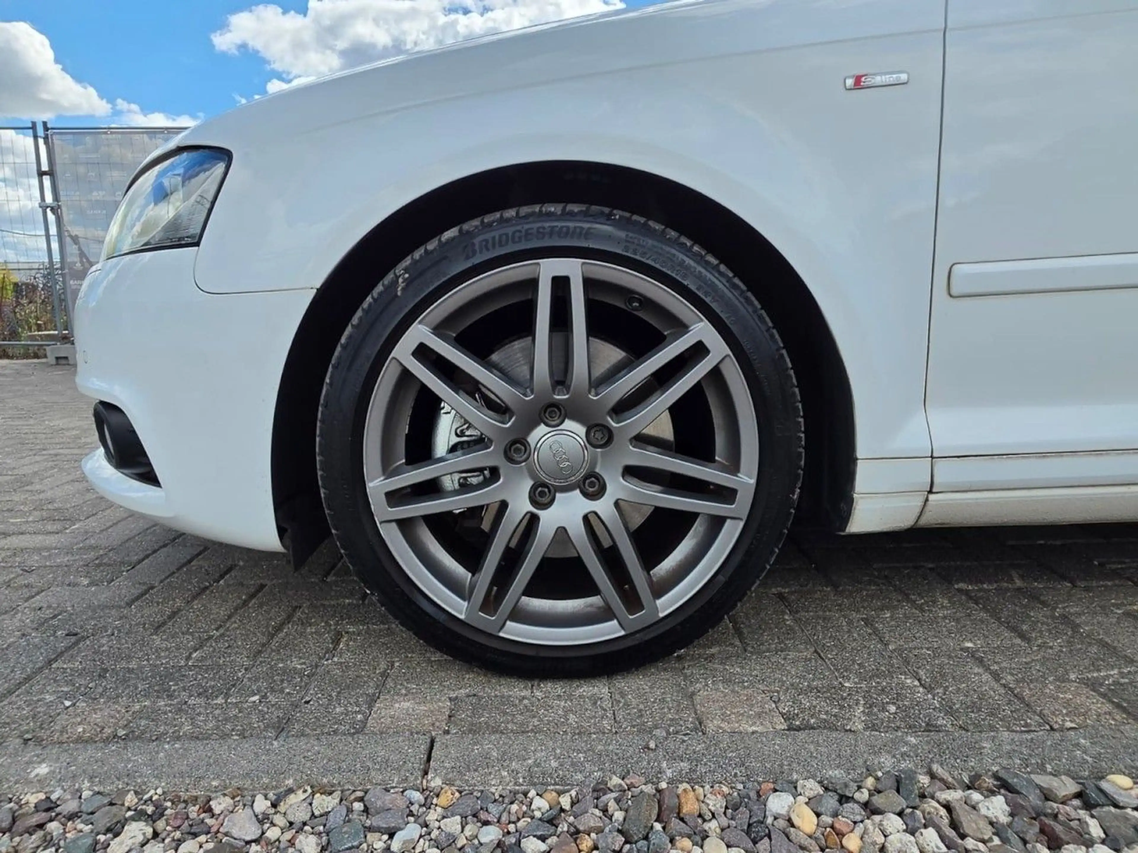 Audi A3 2.0 TFSI S-line Sportpaket plus quattro LEDER — photo 15