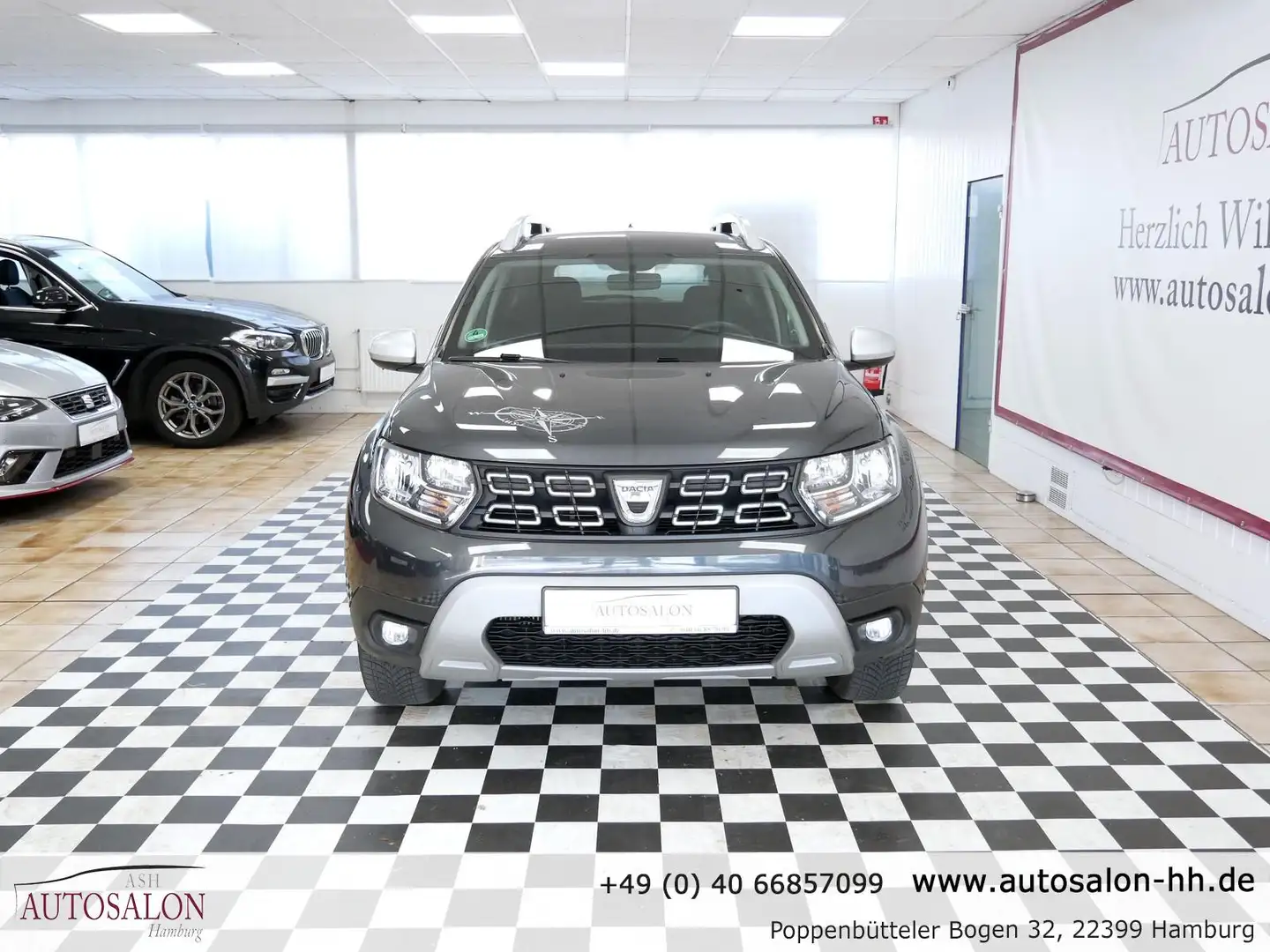 Dacia Duster Prestige*1Vorb*Navi*Kamera*AHK*Servicegep*PDC H* Grey - 2