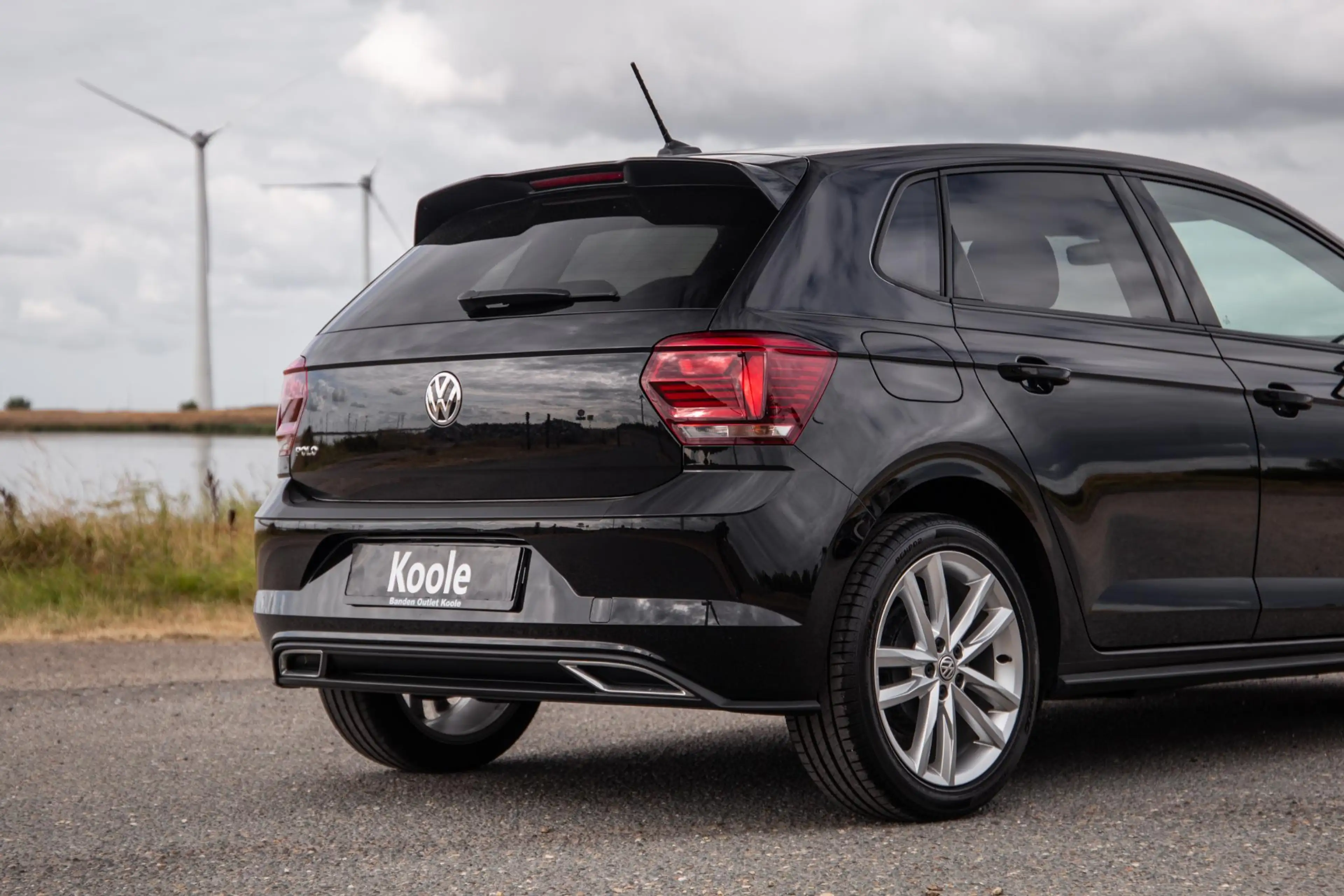 Volkswagen Polo 1.0 TSI Highline R-LINE / CARPLAY / NAVI / ZWART / — photo 10