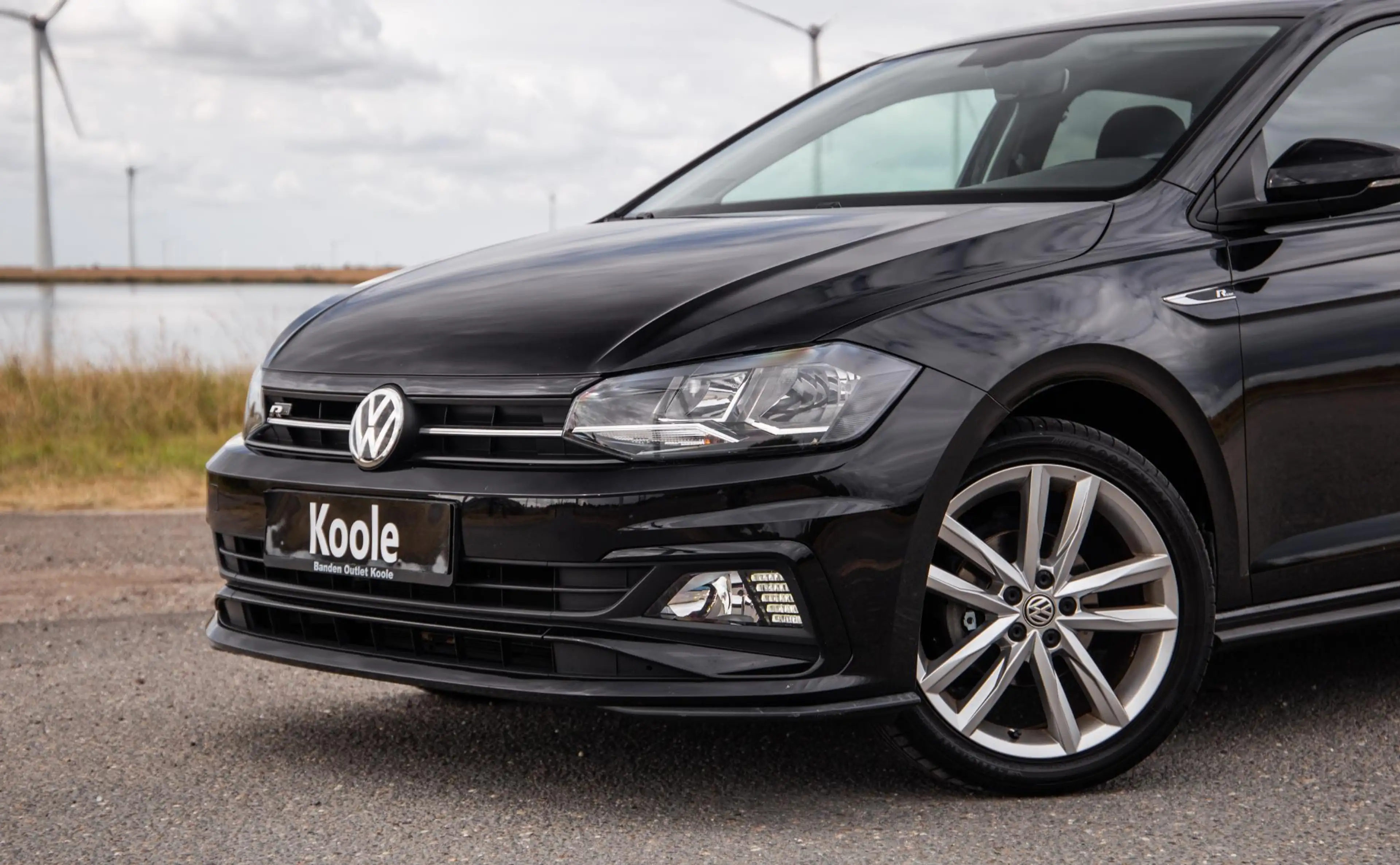 Volkswagen Polo 1.0 TSI Highline R-LINE / CARPLAY / NAVI / ZWART / — photo 2