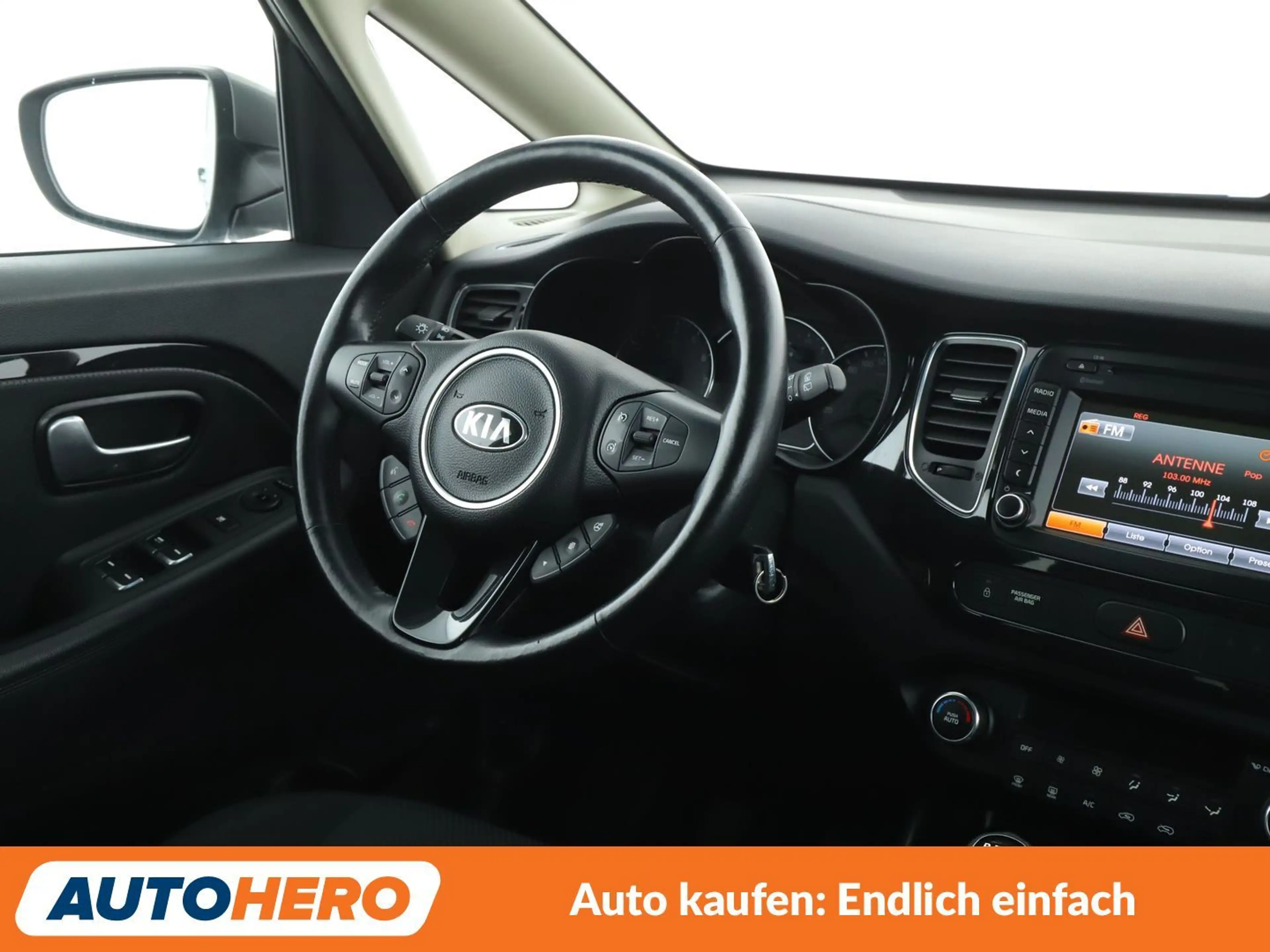 Kia Carens 1.6 GDI UEFA Euro 2016*NAVI*TEMPO*CAM*PDC* — photo 13