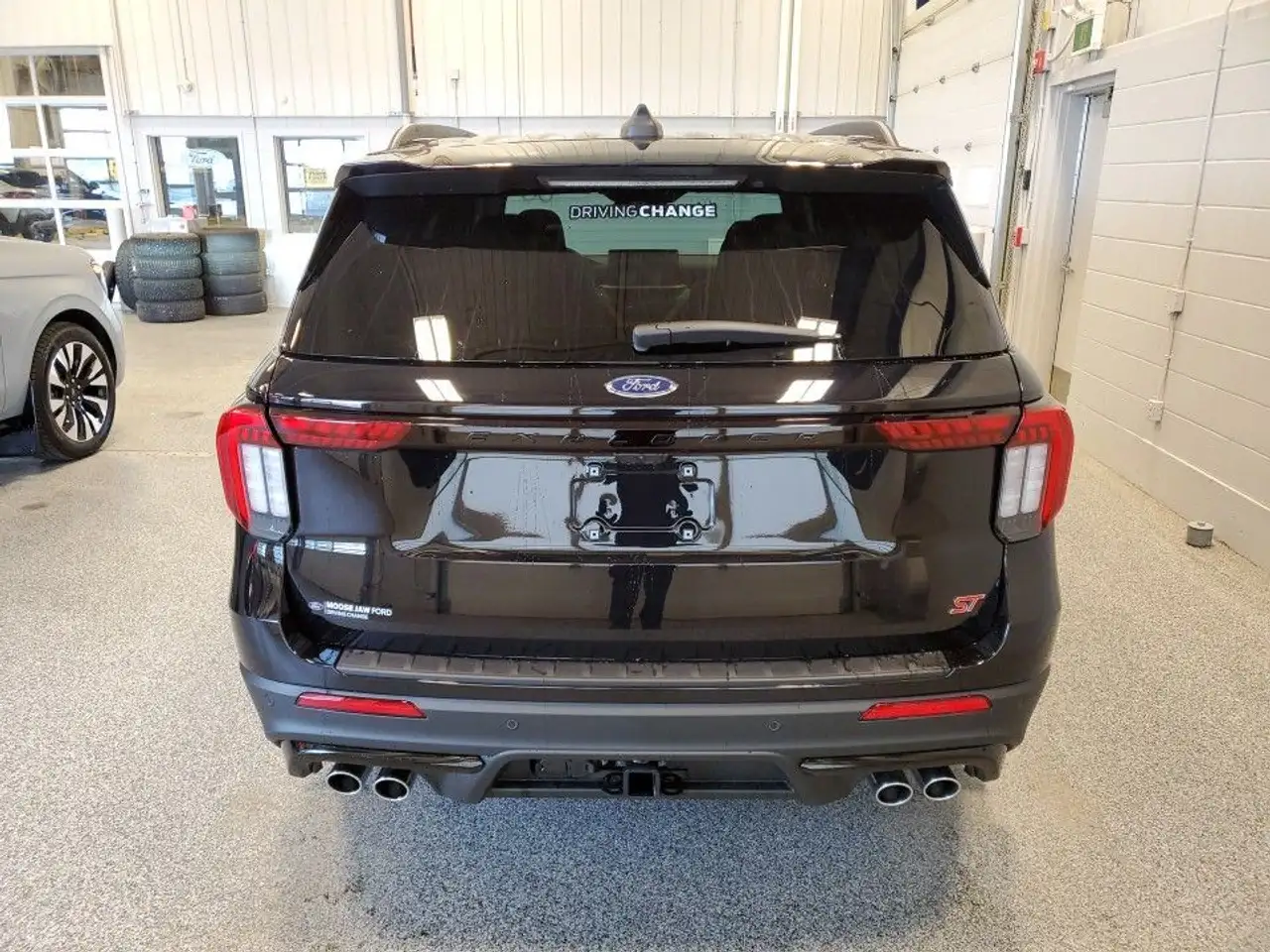 Ford Explorer снимка Ford Explorer