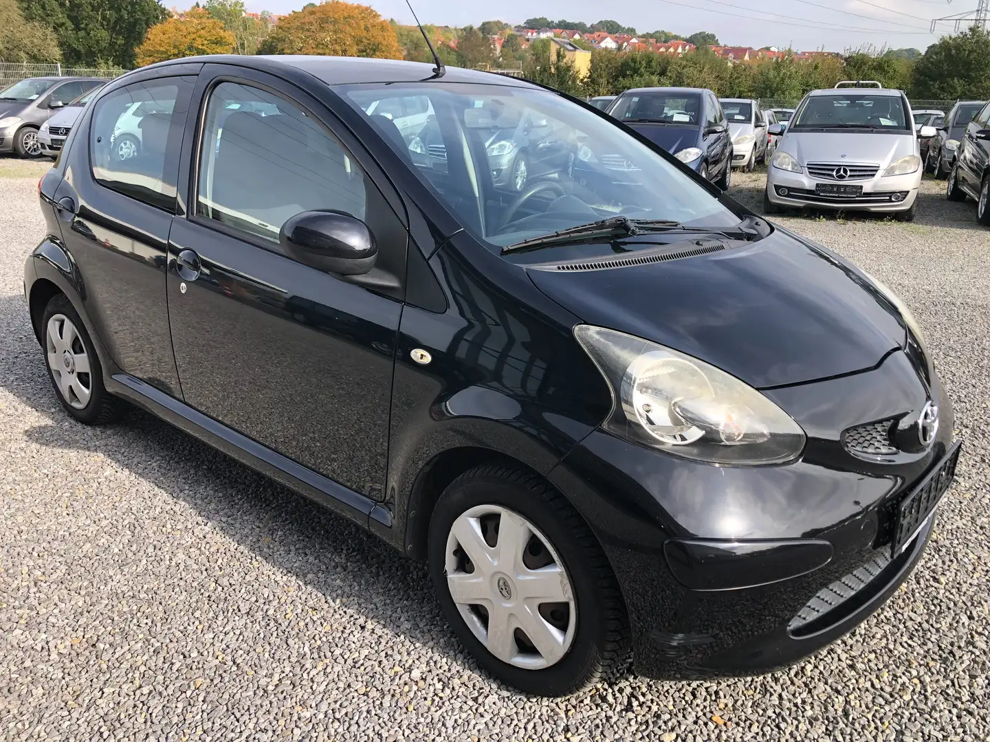 Toyota Aygo (X) 1,0 Cool*AHK*Klima*2.Hand* Schwarz - 2