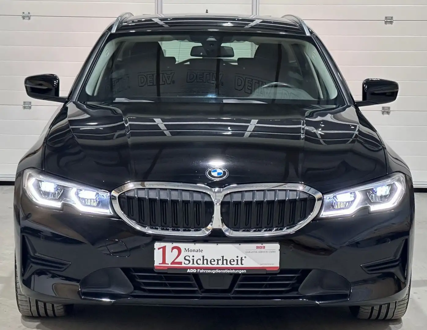 BMW 320 d Advantage,Laser,ACC,AHK,DAB,1 Hd. Schwarz - 1