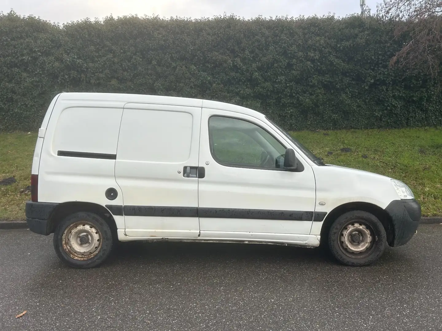Peugeot Partner 170C 1.9 D APK 02-2027 Weiß - 2