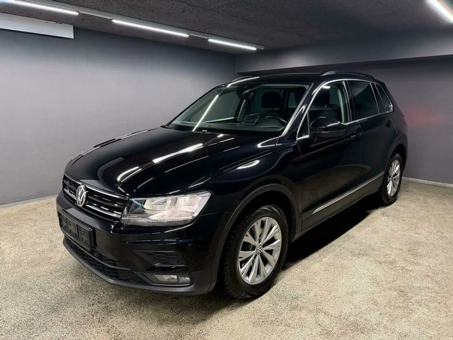 Volkswagen Tiguan Comfortline BMT/Start-Stopp Schwarz - 1