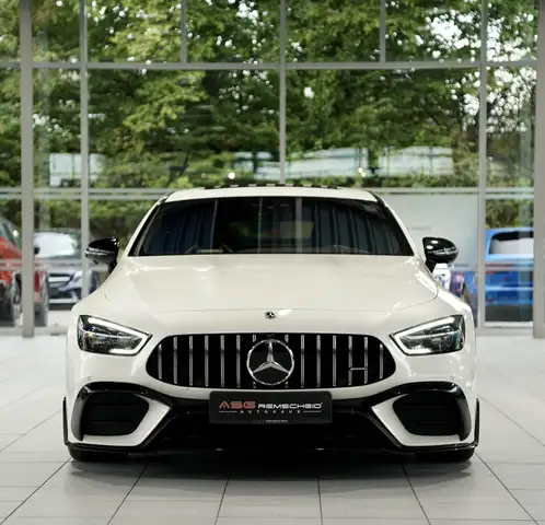 Mercedes-Benz Amg GT view 3
