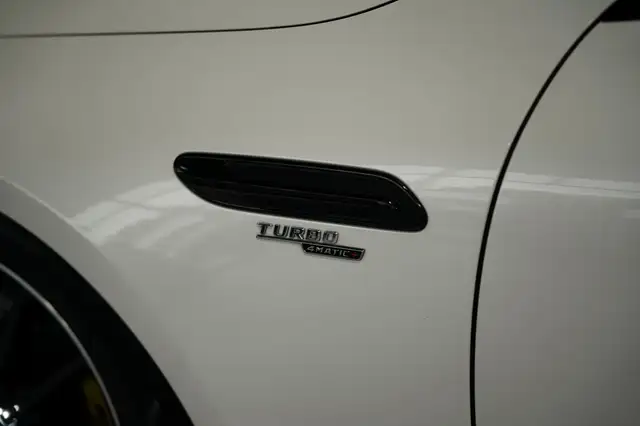 Mercedes-Benz Amg GT view 13