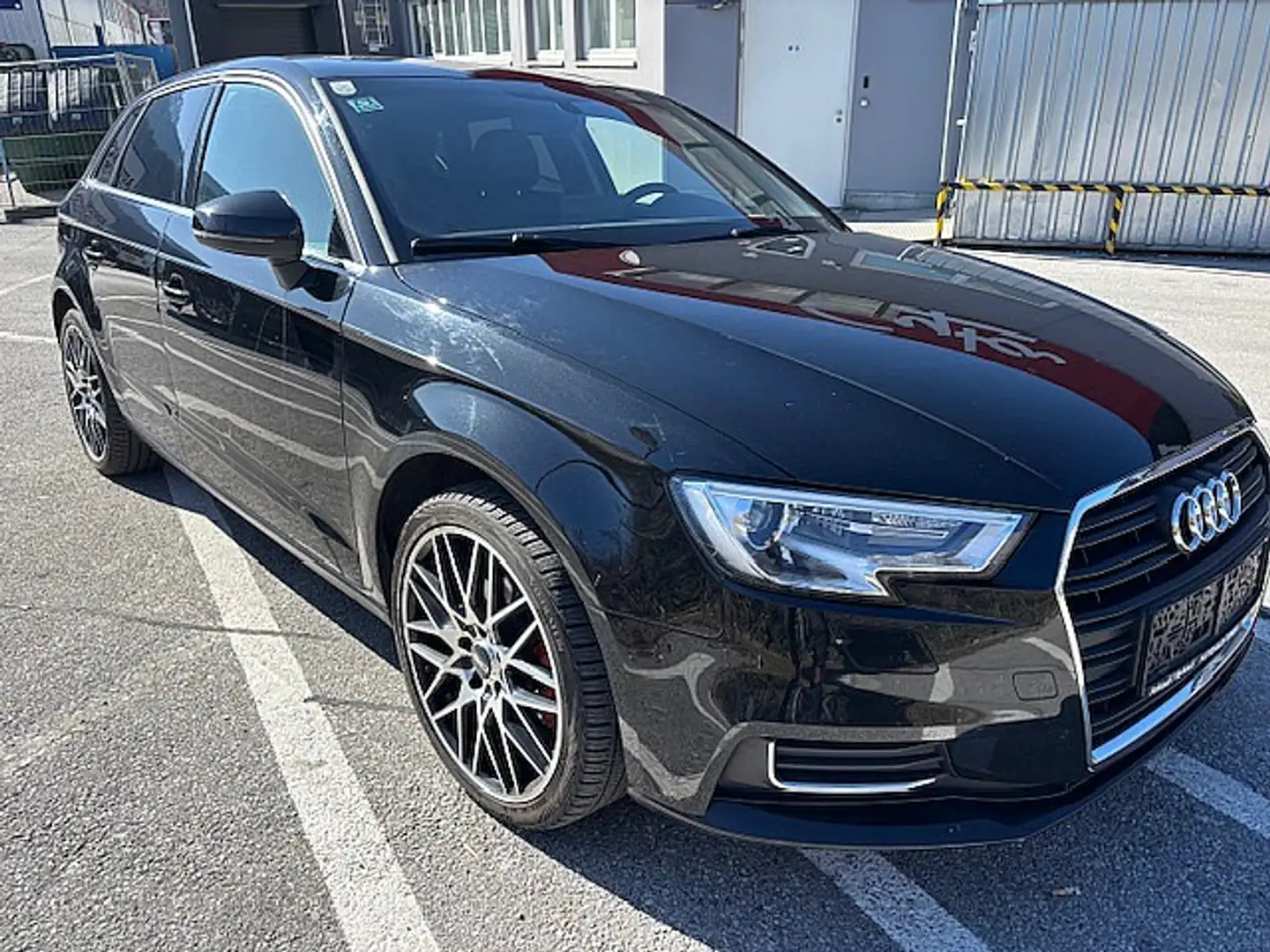 Audi A3 SB 1,6 TDI S-tronic intense Schwarz - 2