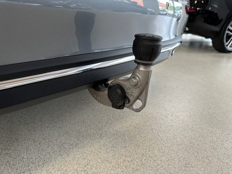 Mercedes-Benz C 220 T d 4 Matic Modelljahr 2026+Avantgarde+AHK+GUARD 3 — photo 8