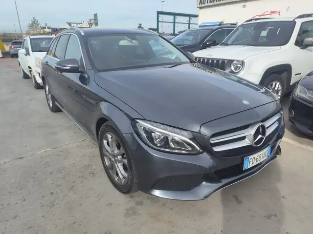 Mercedes-Benz C 200 C 200 d S.W. Premium