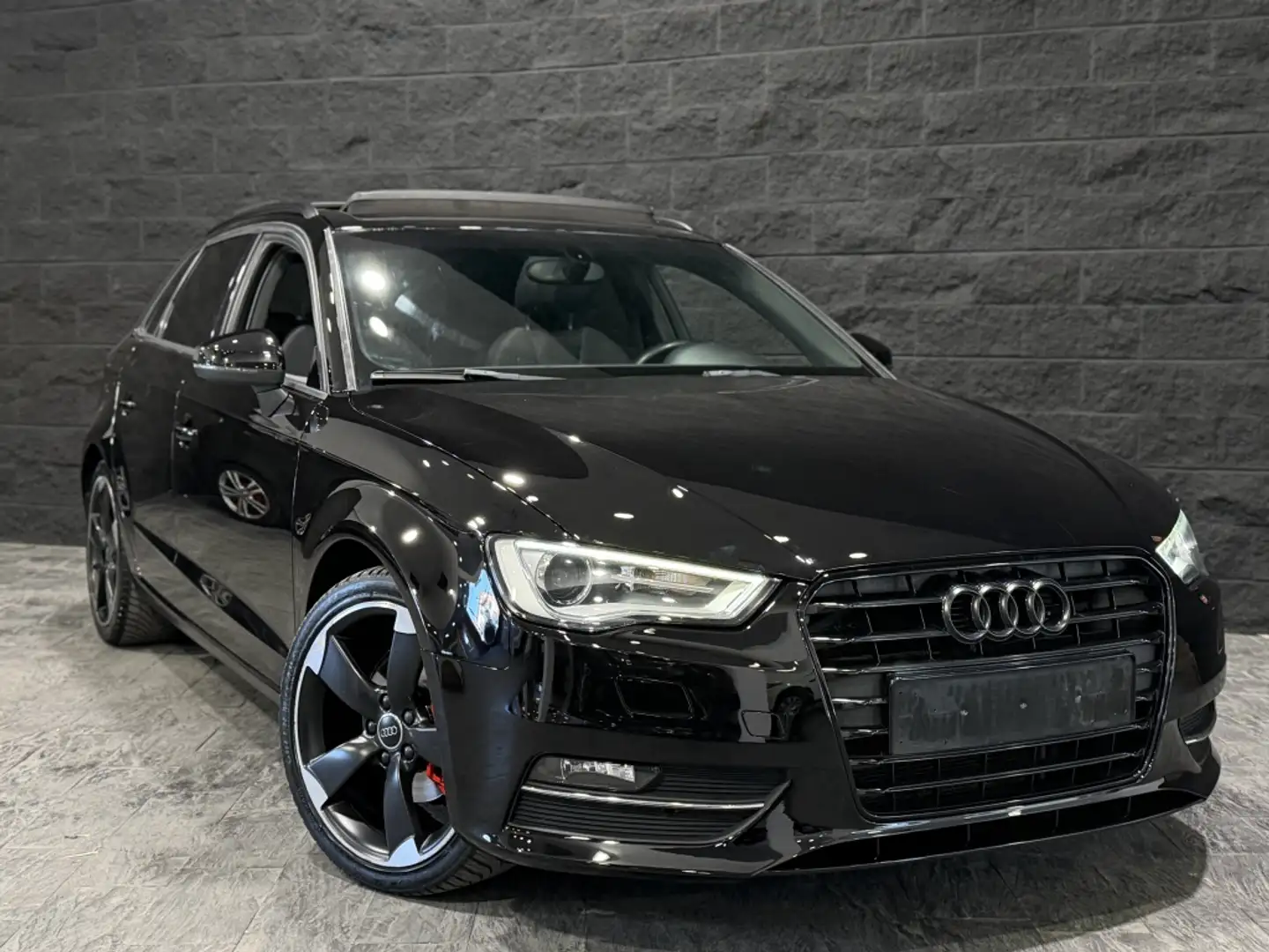 Audi A3 Sportback 1.4 TFSI S Line Edition S-T Negro - 1
