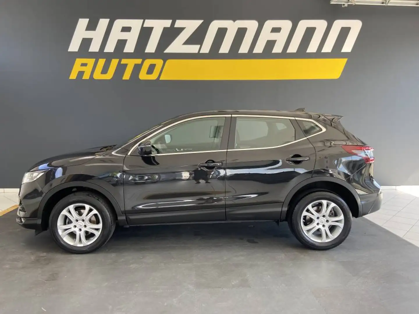 Nissan Qashqai QASHQAI Shiro 1,3 DIG 140PS 6G Schalter Schwarz - 1