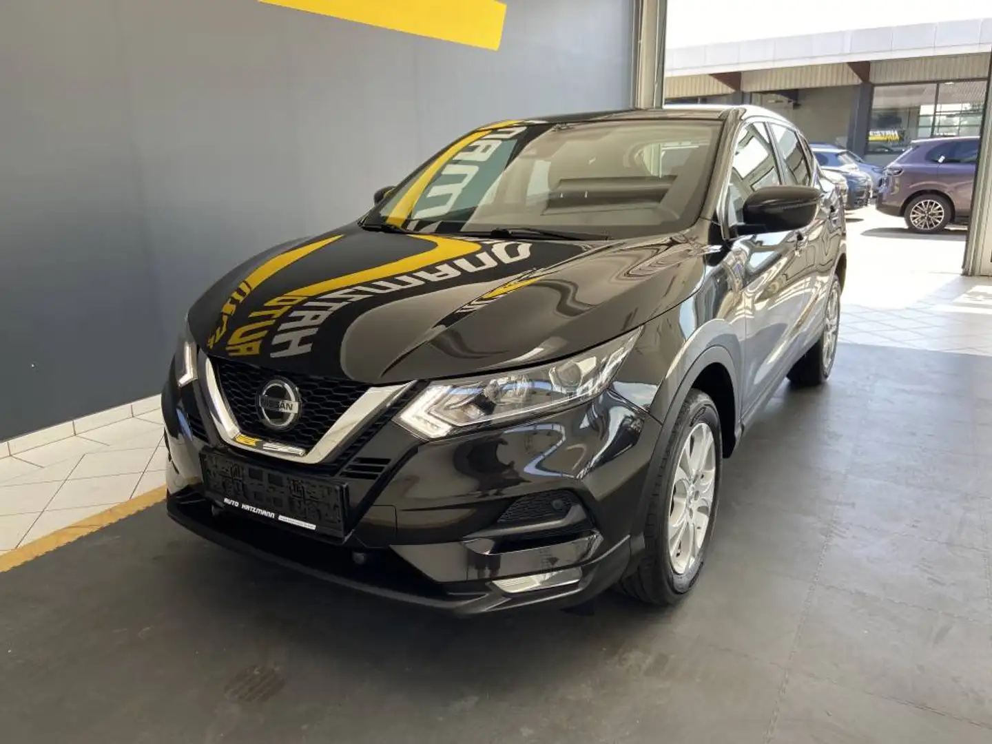 Nissan Qashqai QASHQAI Shiro 1,3 DIG 140PS 6G Schalter Schwarz - 2