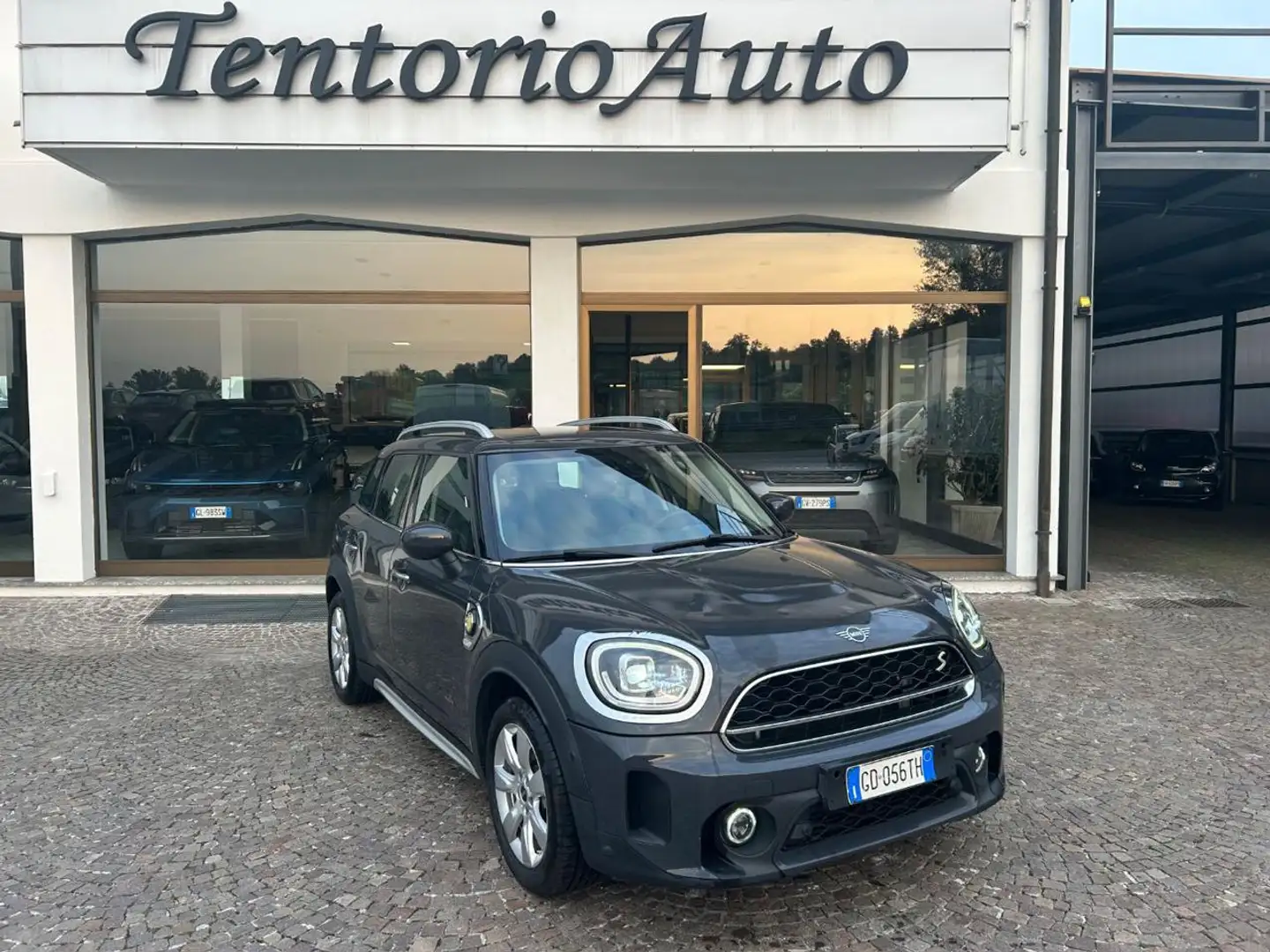 MINI Cooper SE Countryman 1.5 Business ALL4 Automatica Grigio - 1