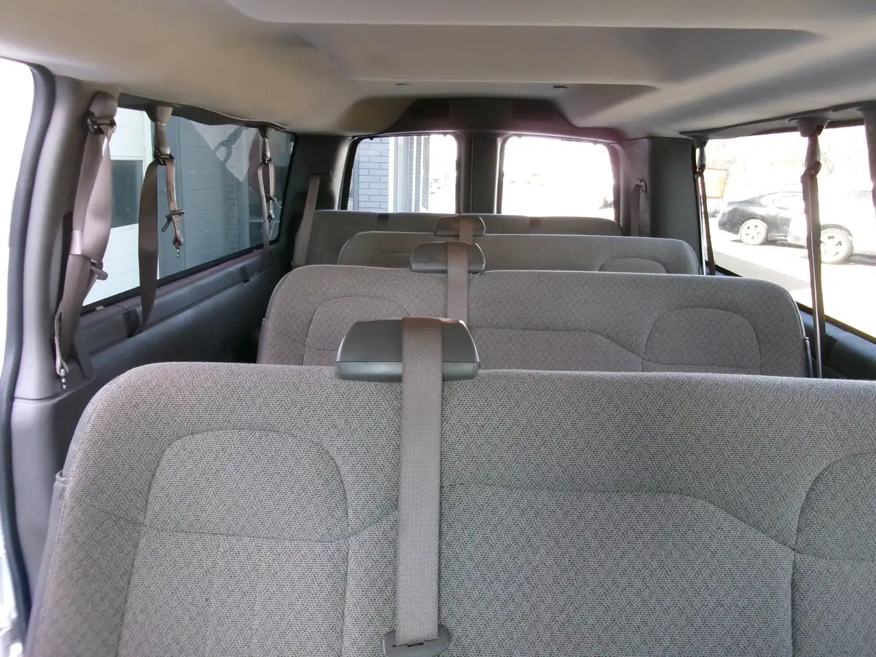 GMC Savana photo GMC Savana