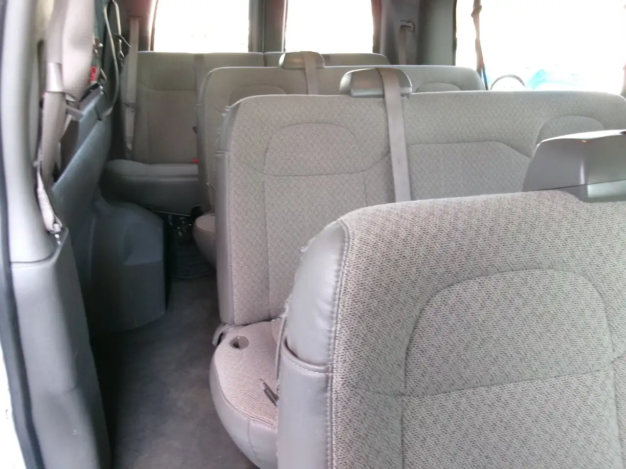 GMC Savana photo GMC Savana