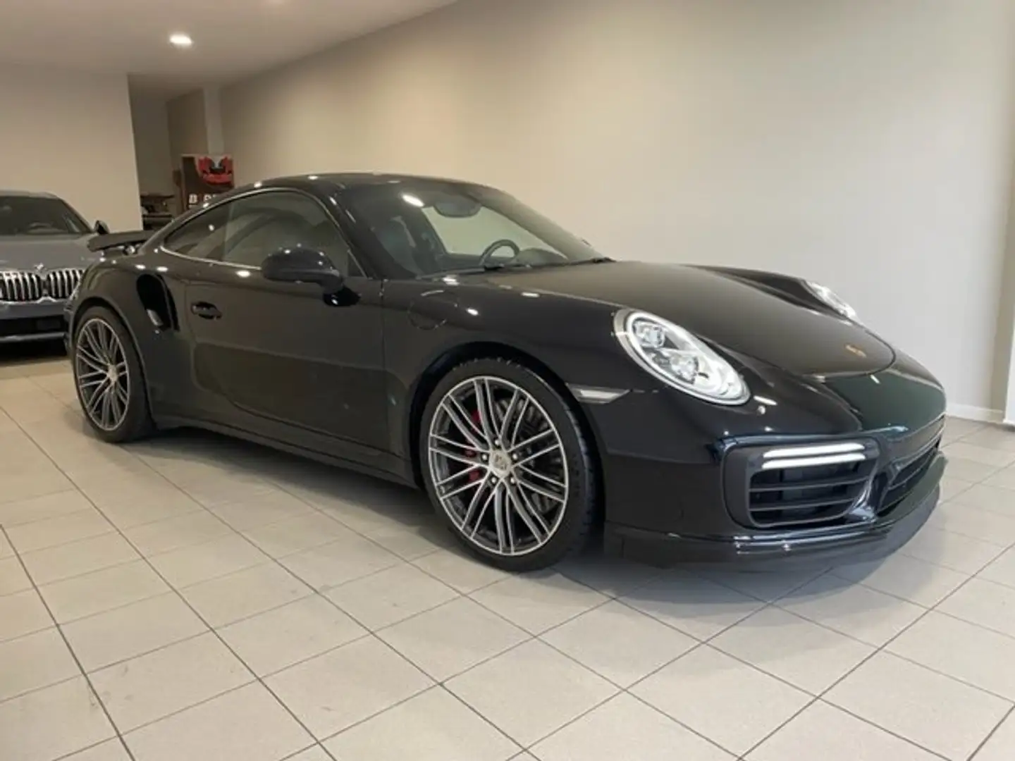 Porsche 911 TURBO Zwart - 2